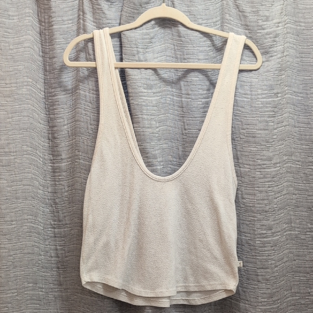 NYTT Cream Deep V-Neck Tank Top
